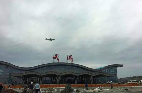湖南武岡機場建筑防水及墻面涂料工程